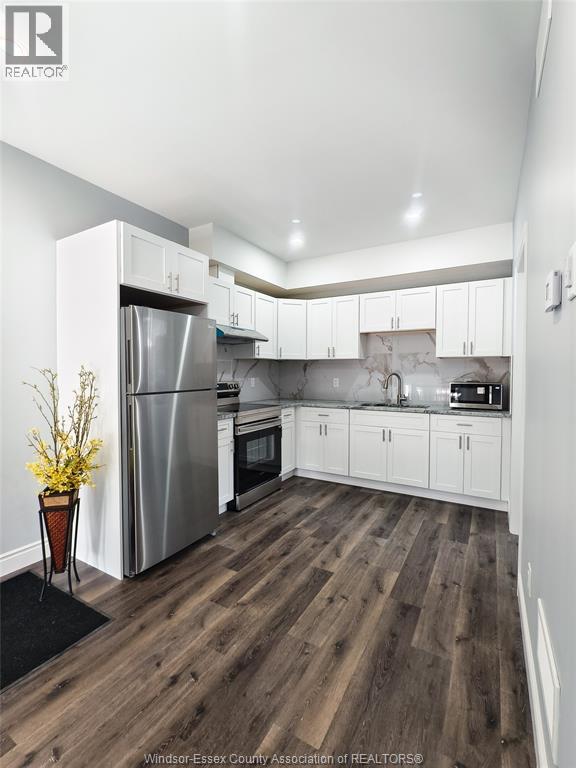 1013-1015 California Avenue, Windsor, Ontario N9B 2Z5 - Photo 2 - 25029210