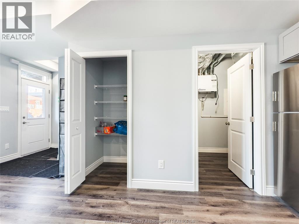 1013-1015 California Avenue, Windsor, Ontario N9B 2Z5 - Photo 6 - 25029210