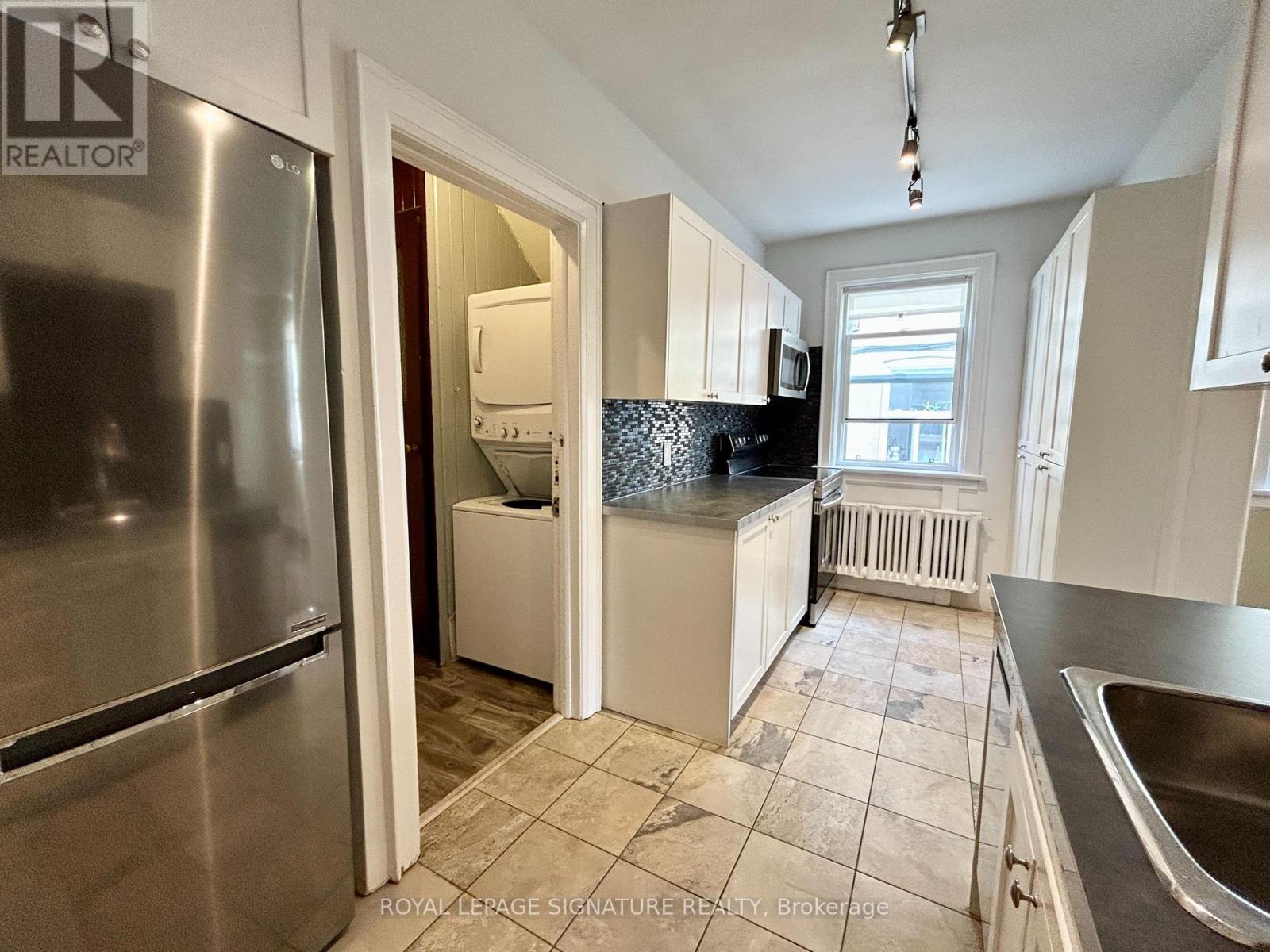 Main - 39 Scarboro Beach Boulevard, Toronto, Ontario  M4E 2W9 - Photo 15 - E12441932