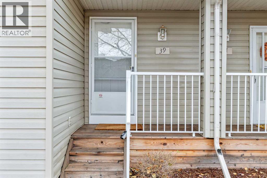 39 Mt Aberdeen Manor Se, Calgary, Alberta  T2Z 3N8 - Photo 3 - A2270069