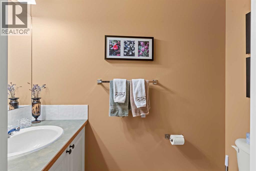 39 Mt Aberdeen Manor Se, Calgary, Alberta  T2Z 3N8 - Photo 6 - A2270069