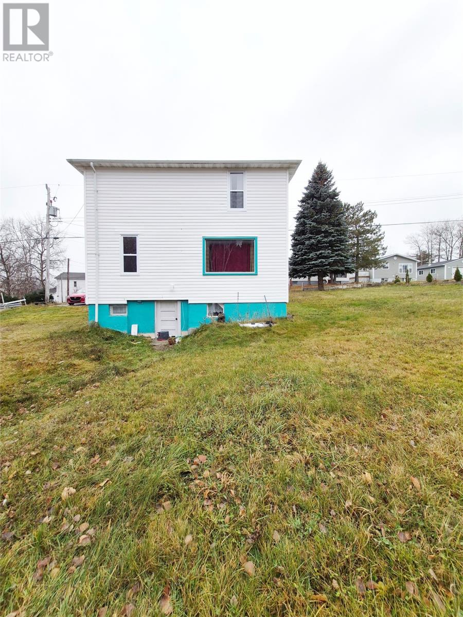 10 Bayview Heights, Glovertown, Newfoundland & Labrador  A0G 2L0 - Photo 3 - 1292694