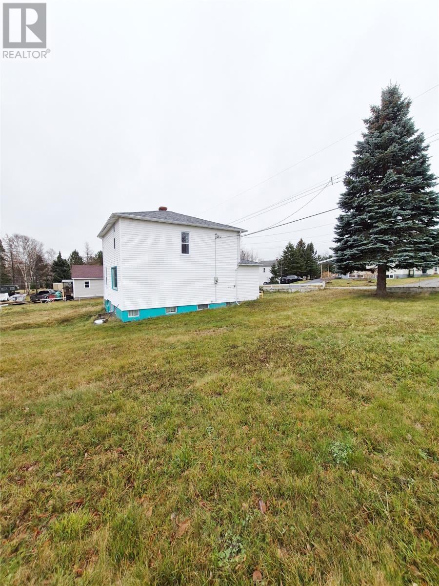 10 Bayview Heights, Glovertown, Newfoundland & Labrador  A0G 2L0 - Photo 4 - 1292694