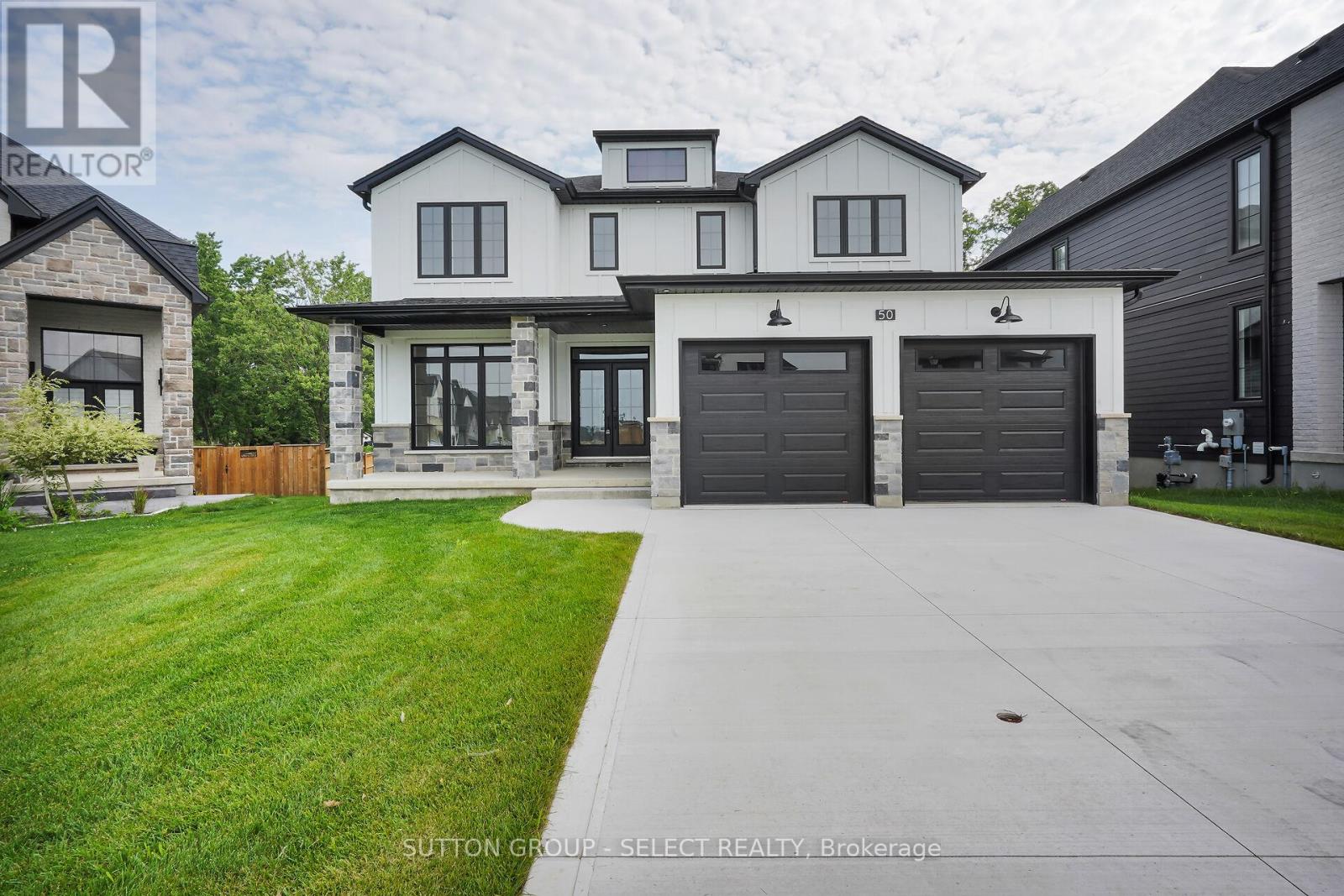 50 ROYAL CRESCENT, Southwold, Ontario