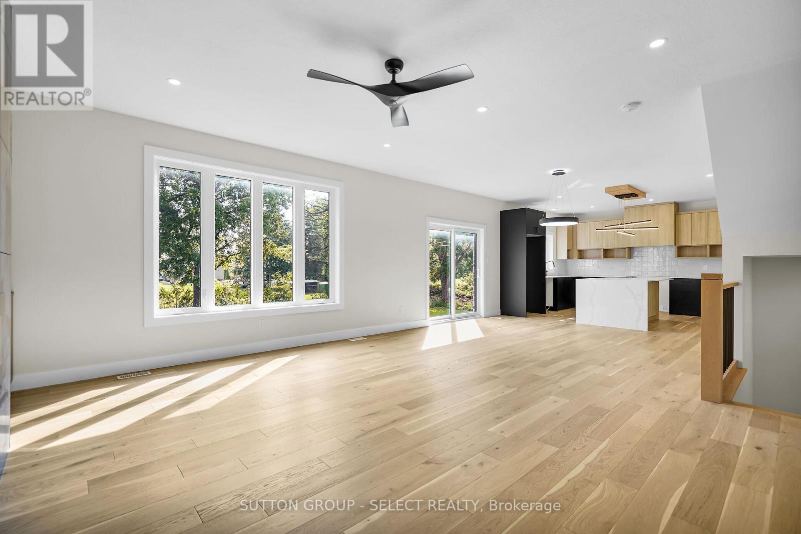 50 Royal Crescent, Southwold, Ontario  N5P 0G5 - Photo 14 - X12572054