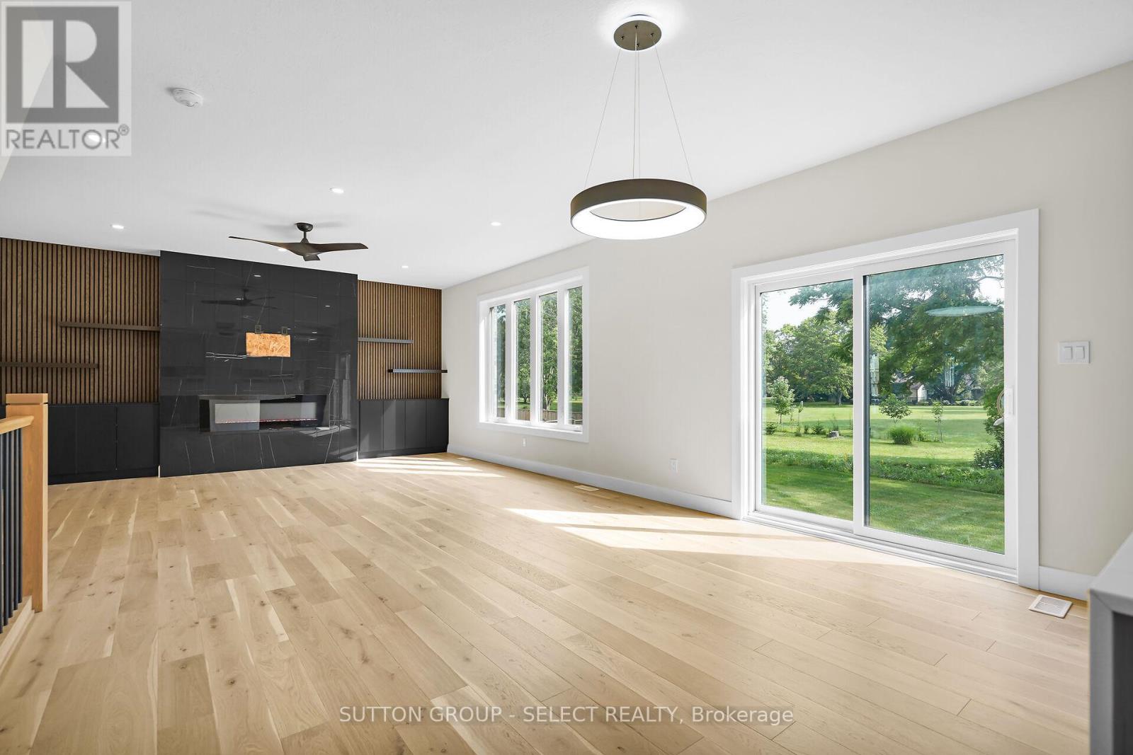 50 Royal Crescent, Southwold, Ontario  N5P 0G5 - Photo 16 - X12572054