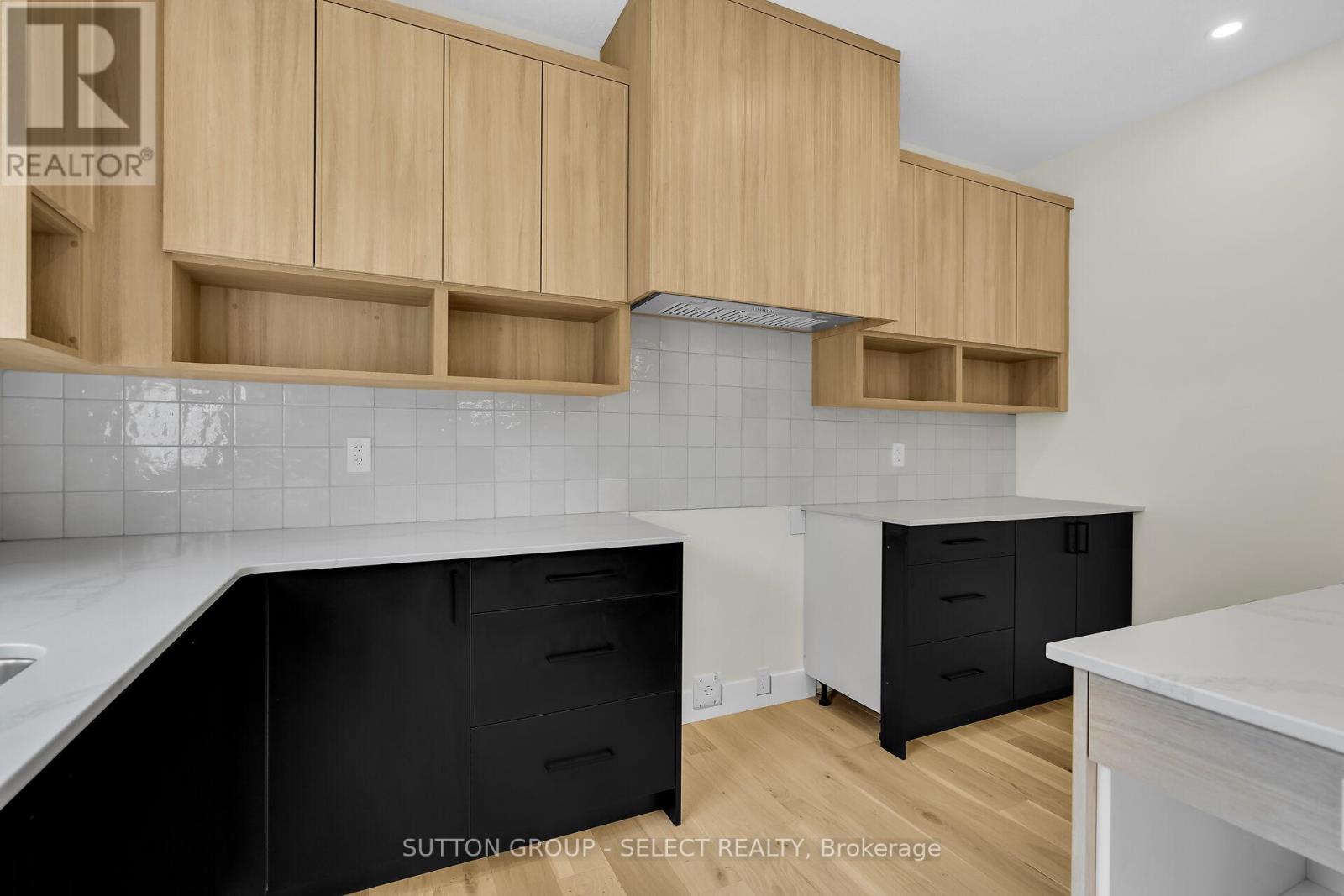 50 Royal Crescent, Southwold, Ontario  N5P 0G5 - Photo 19 - X12572054