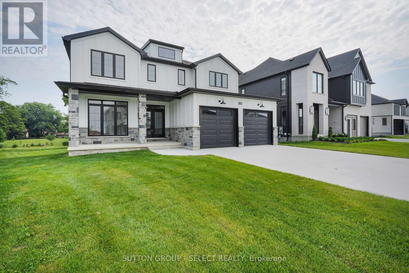 50 Royal Crescent, Southwold, Ontario  N5P 0G5 - Photo 2 - X12572054