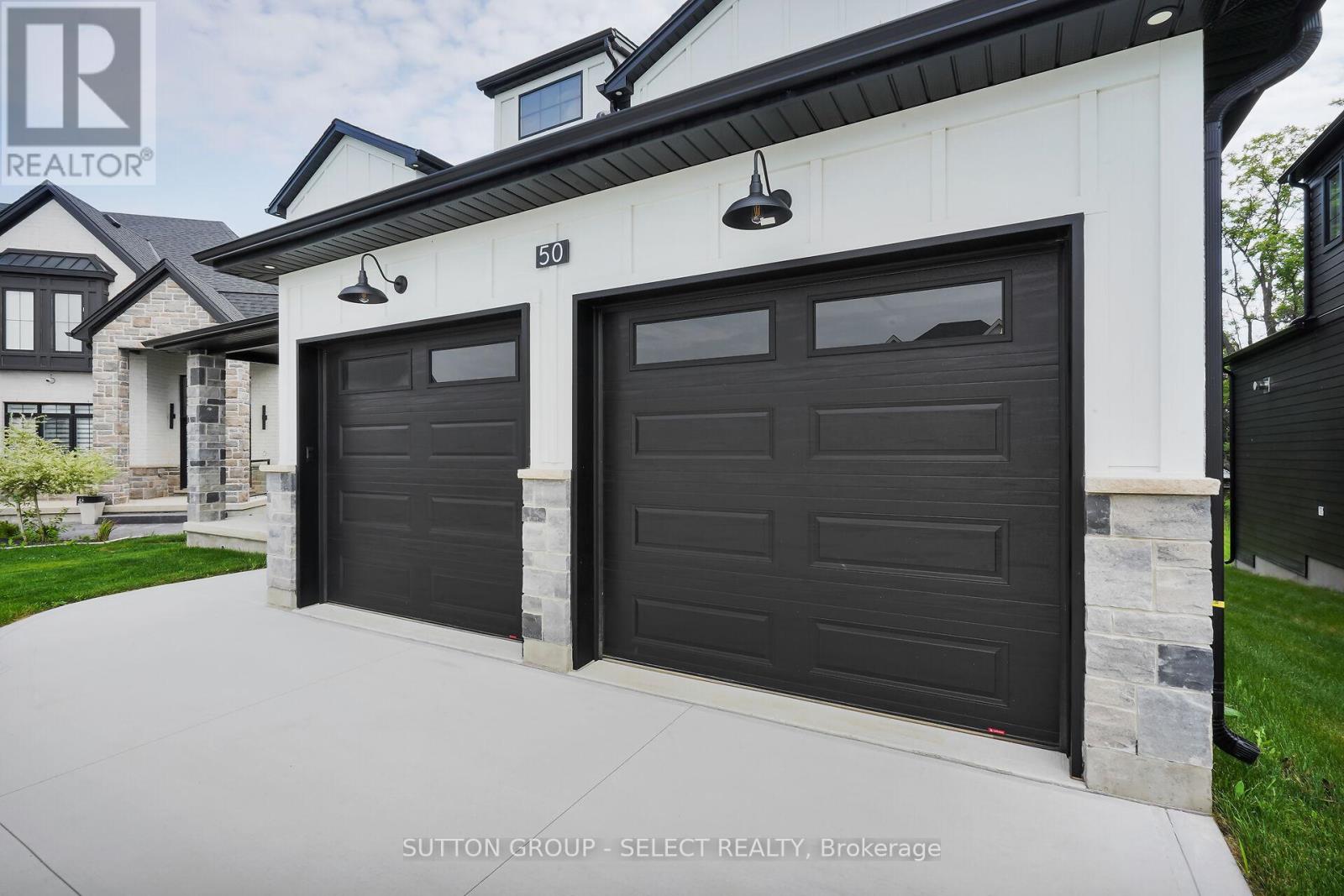 50 Royal Crescent, Southwold, Ontario  N5P 0G5 - Photo 4 - X12572054