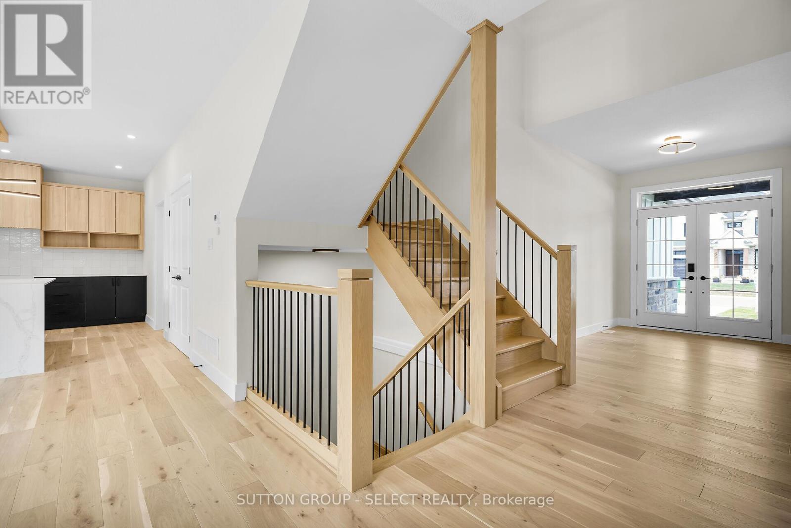 50 Royal Crescent, Southwold, Ontario  N5P 0G5 - Photo 40 - X12572054