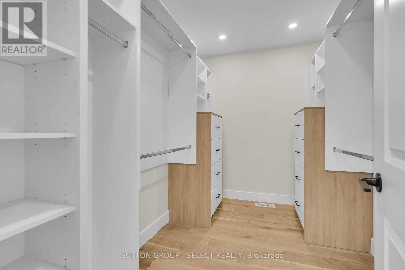 50 Royal Crescent, Southwold, Ontario  N5P 0G5 - Photo 6 - X12572054