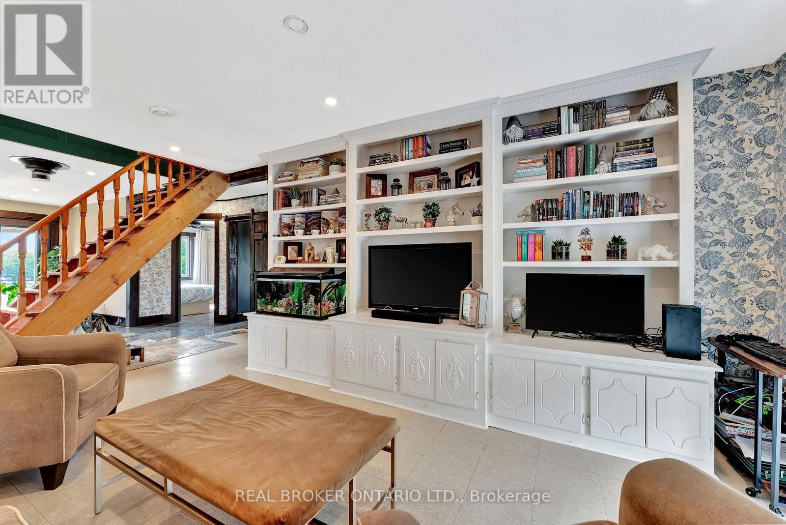 174 County 1 Road, Elizabethtown-Kitley, Ontario  K0E 1Y0 - Photo 11 - X12572032