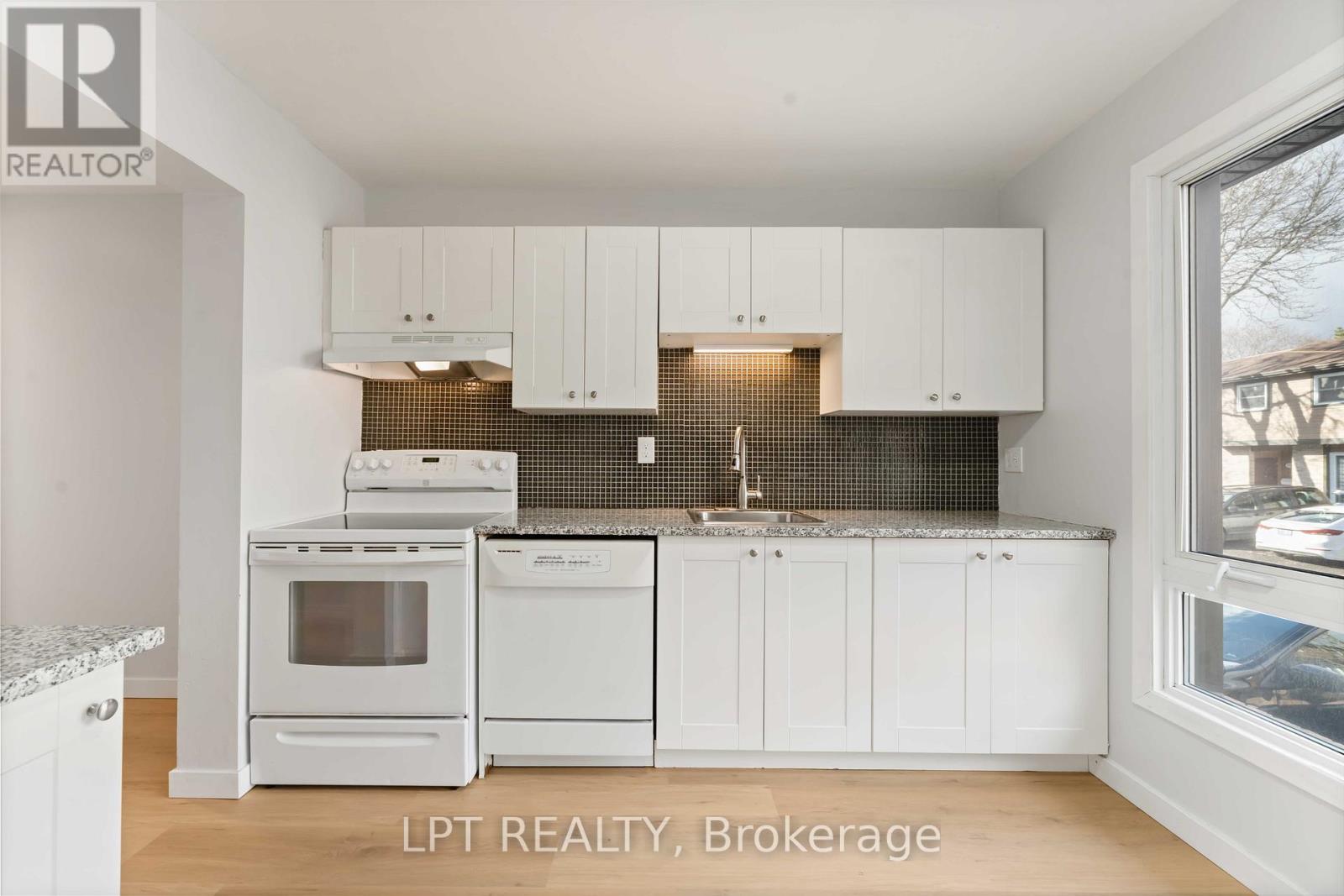 71 - 1743 Trappist Lane, Ottawa, Ontario  K1C 1X7 - Photo 11 - X12572064
