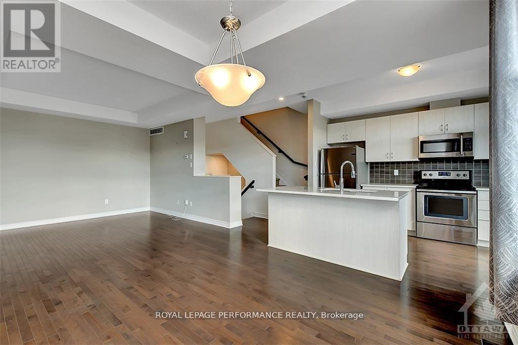 610 Lauraleaf Crescent, Ottawa, Ontario  K2J 6G9 - Photo 11 - X12572082