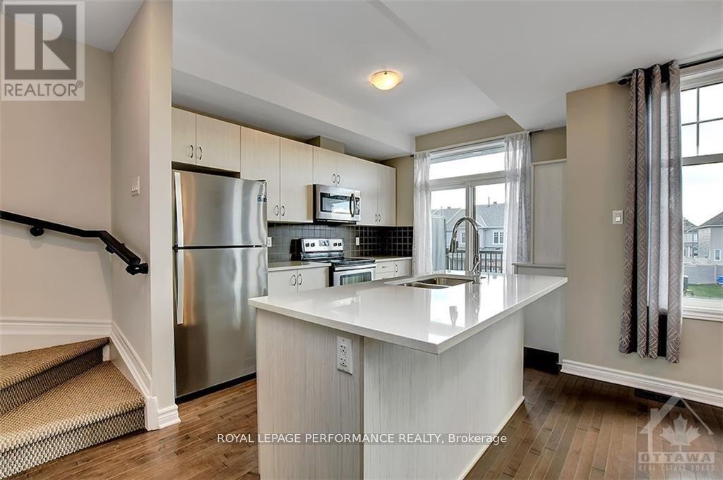 610 Lauraleaf Crescent, Ottawa, Ontario  K2J 6G9 - Photo 13 - X12572082