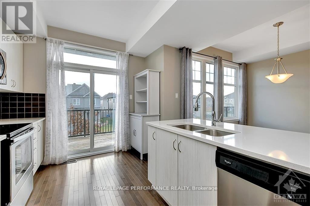 610 Lauraleaf Crescent, Ottawa, Ontario  K2J 6G9 - Photo 15 - X12572082