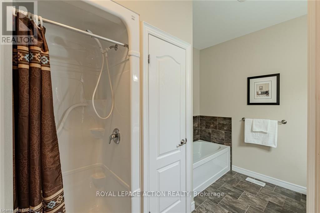 19 - 244 Dundas Street W, Brant, Ontario  N3L 0B4 - Photo 20 - X12571744