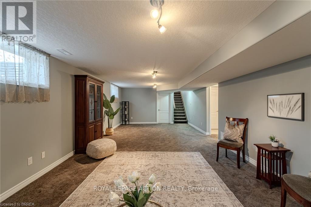 19 - 244 Dundas Street W, Brant, Ontario  N3L 0B4 - Photo 27 - X12571744