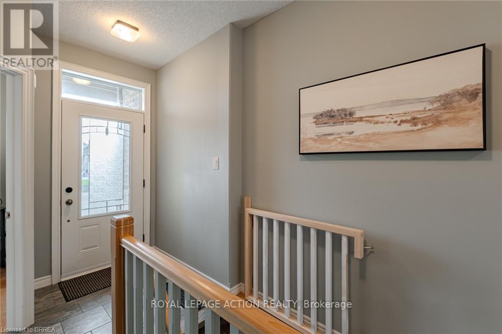 19 - 244 Dundas Street W, Brant, Ontario  N3L 0B4 - Photo 4 - X12571744