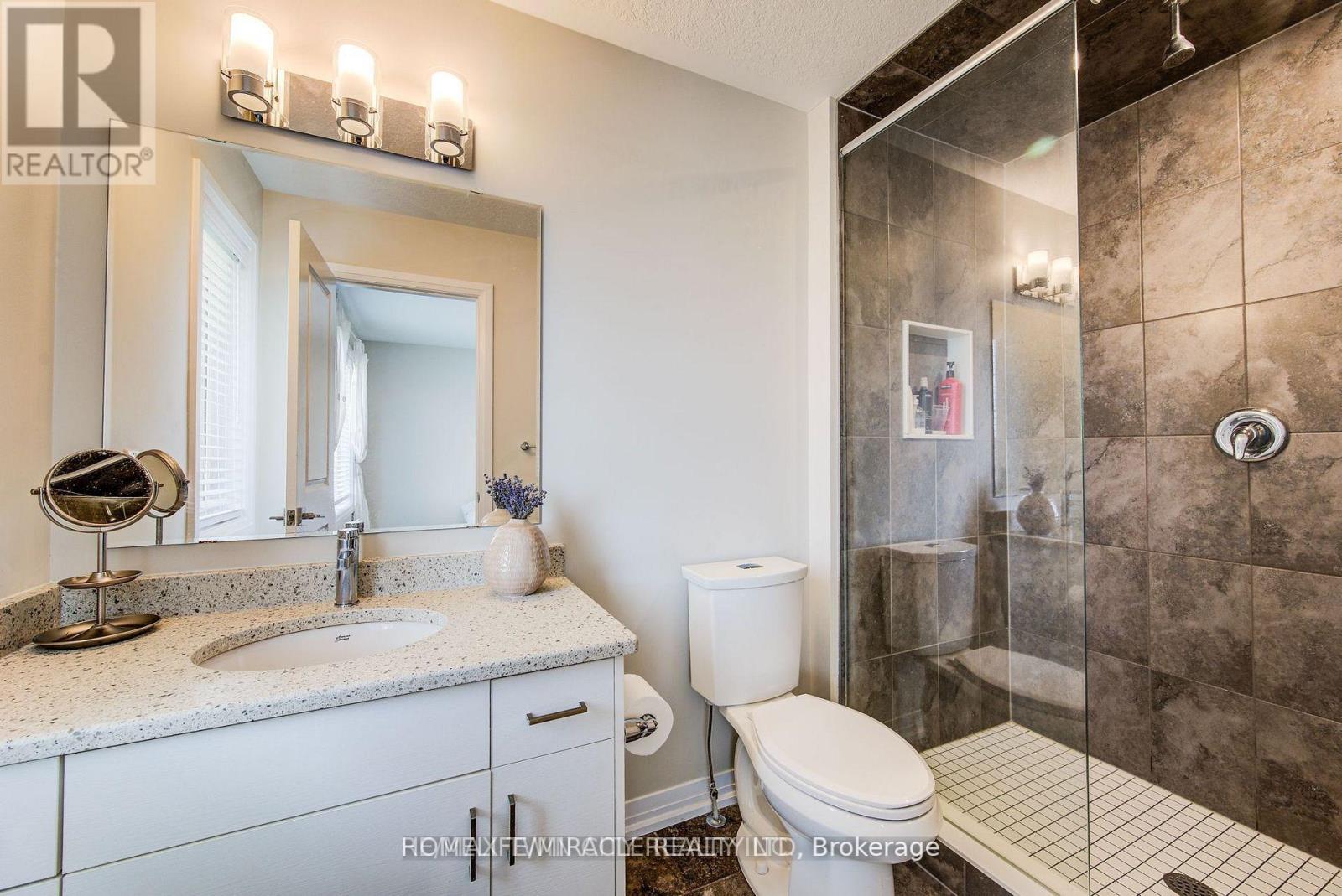 124 Ian Ormston Drive, Kitchener, Ontario  N2P 2Y8 - Photo 16 - X12571750