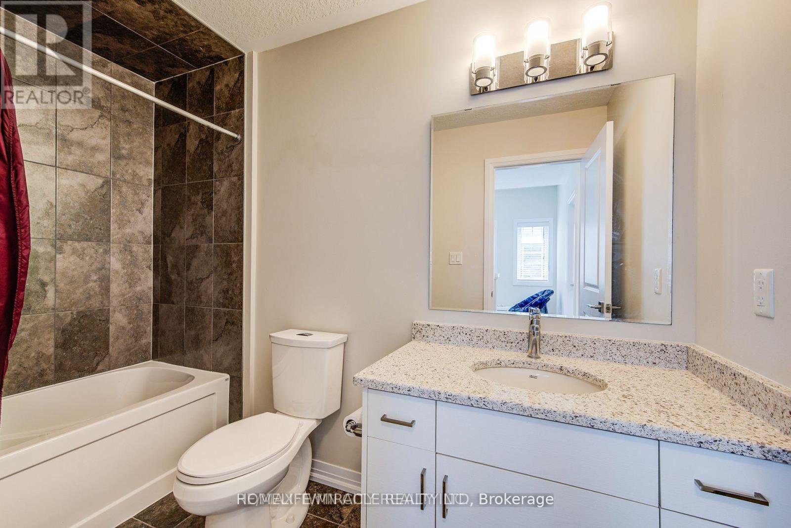 124 Ian Ormston Drive, Kitchener, Ontario  N2P 2Y8 - Photo 19 - X12571750