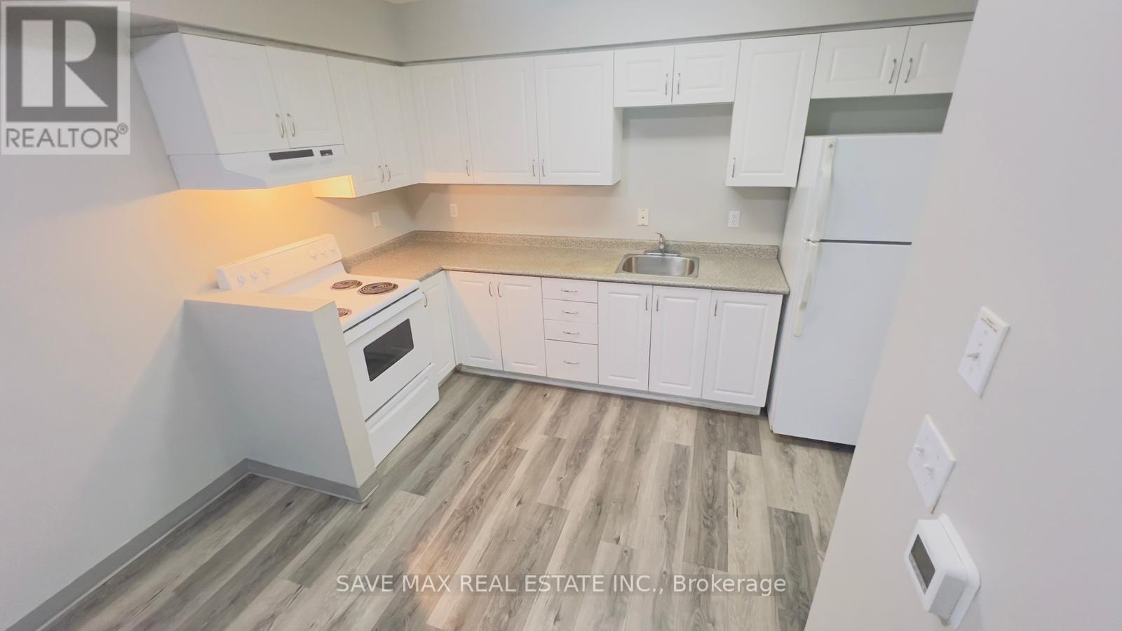 308 - 593 Strasburg Road, Kitchener, Ontario  N2E 0J7 - Photo 11 - X12571778