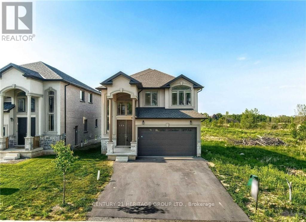 238 NASHVILLE CIRCLE, Hamilton, Ontario