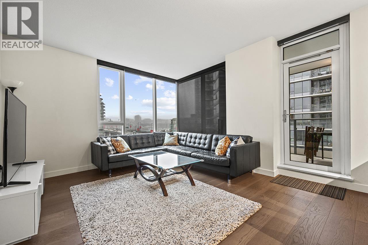 758 38 Smithe Street, Vancouver, British Columbia  V6B 0P3 - Photo 2 - R3069531