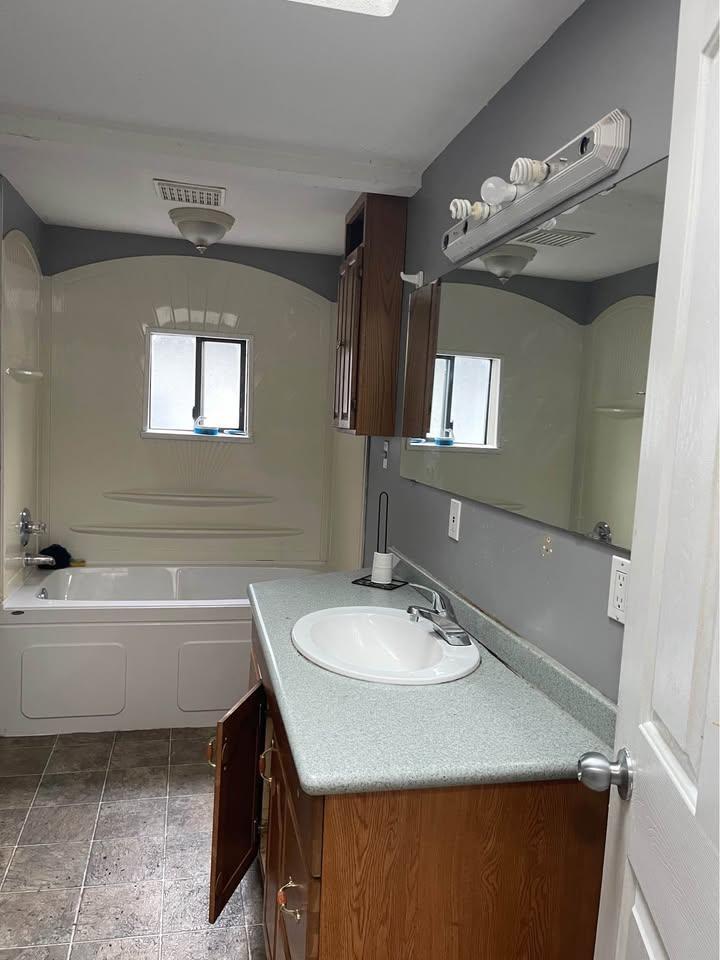 12129 100 Avenue, Surrey, British Columbia  V3V 2W7 - Photo 12 - R3068901