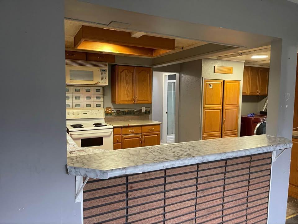 12129 100 Avenue, Surrey, British Columbia  V3V 2W7 - Photo 8 - R3068901