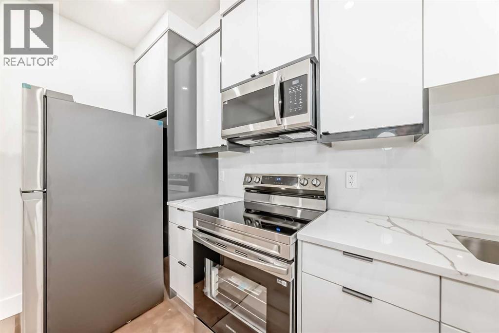 2371 20 Avenue Nw, Calgary, Alberta  T2M 4C9 - Photo 31 - A2261929