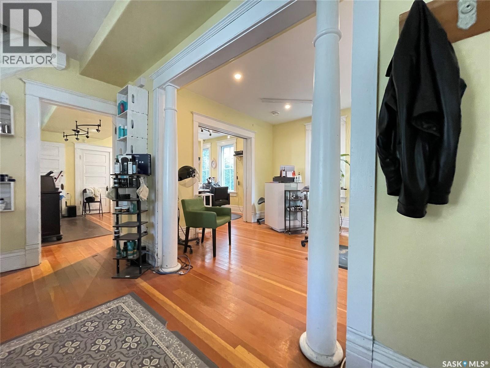 2305 Cornwall Street, Regina, Saskatchewan  S4P 2L4 - Photo 8 - SK016440