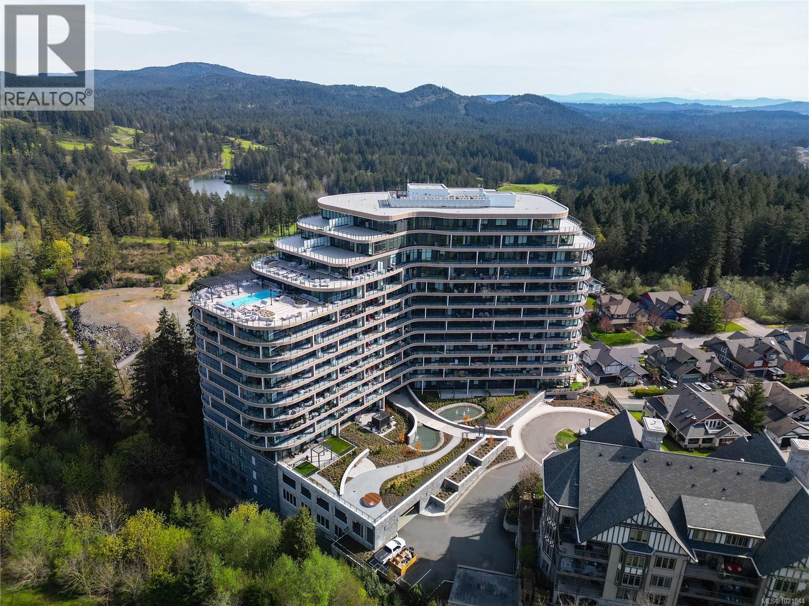 1402 2000 Hannington Rd, Langford, British Columbia