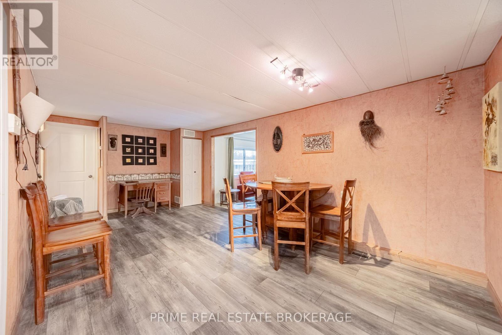 246 Southwinds Court, South Huron, Ontario  N0M 1T0 - Photo 26 - X12552472