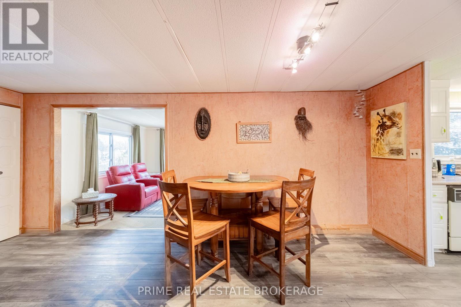 246 Southwinds Court, South Huron, Ontario  N0M 1T0 - Photo 30 - X12552472