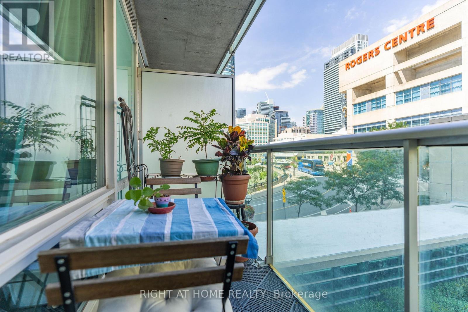 515 - 81 Navy Wharf Court, Toronto, Ontario  M5V 3S2 - Photo 8 - C12571986