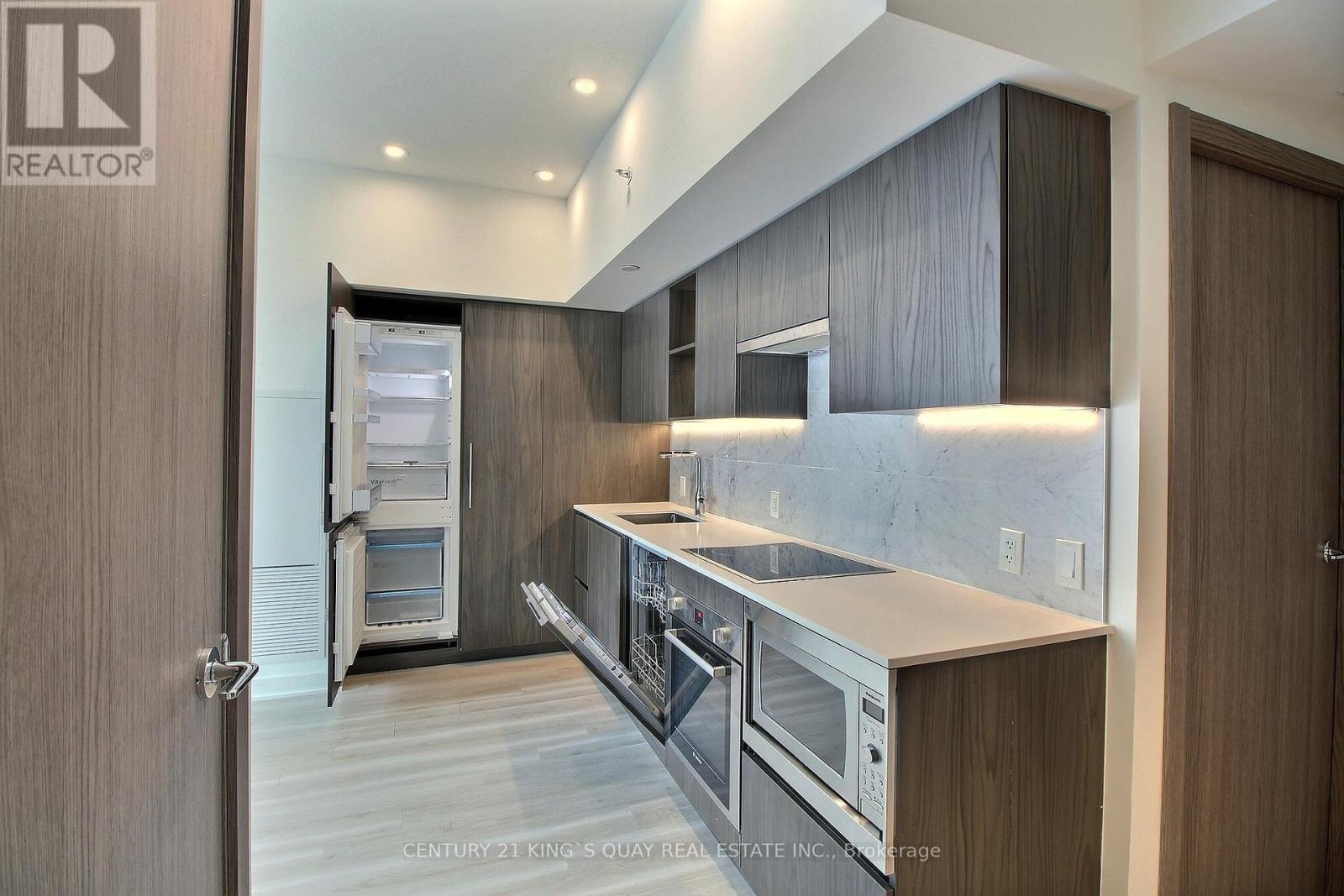 1203 - 17 Bathurst Street, Toronto, Ontario  M5V 0N1 - Photo 4 - C12572012