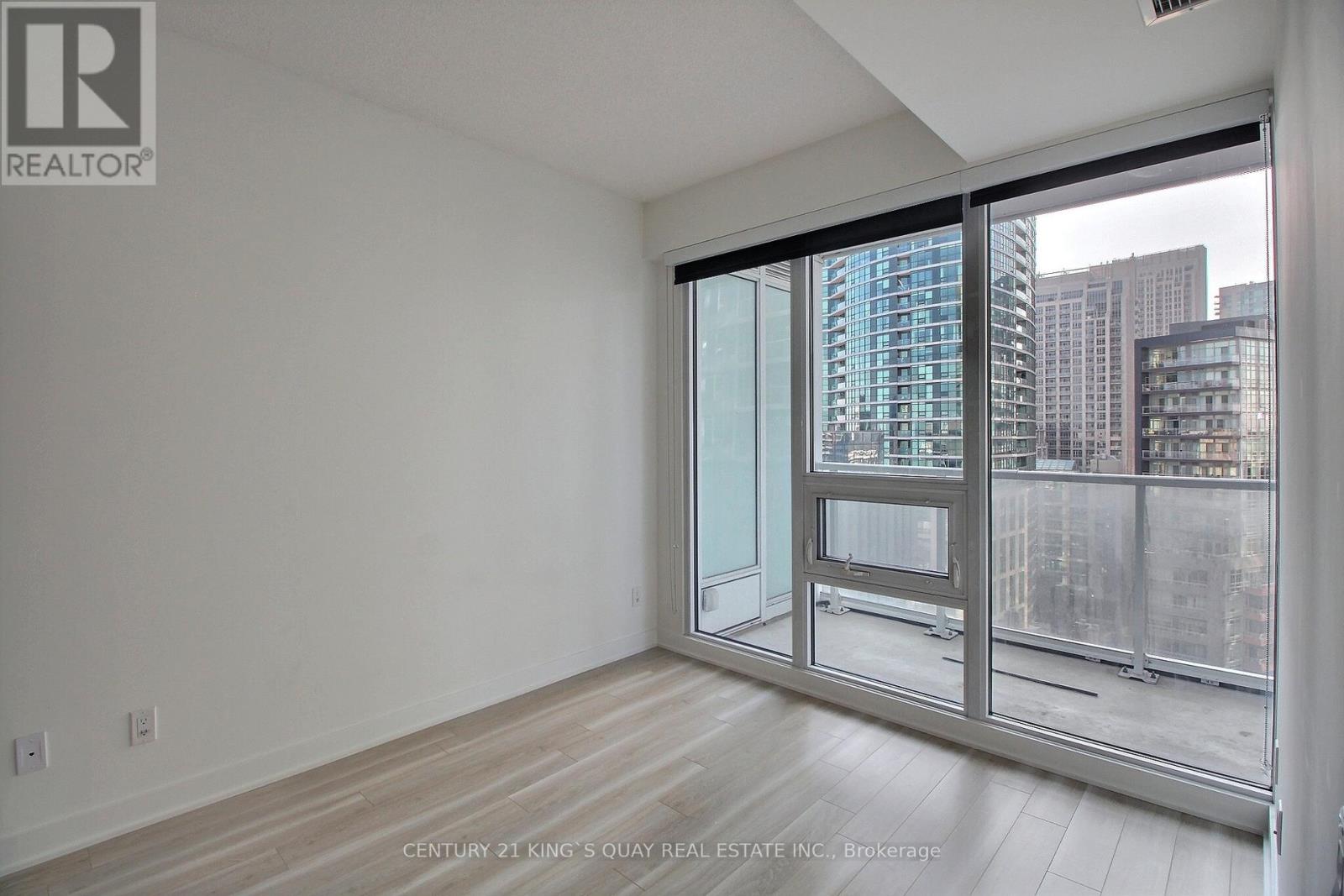 1203 - 17 Bathurst Street, Toronto, Ontario  M5V 0N1 - Photo 6 - C12572012