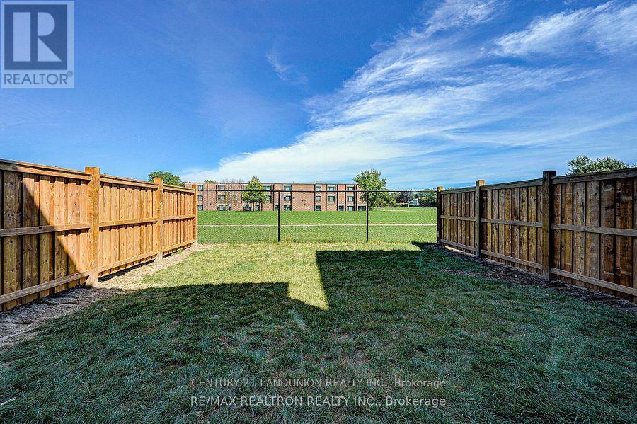 #2 - 75 William Durie Way, Toronto, Ontario  M2R 2N2 - Photo 21 - C12572026