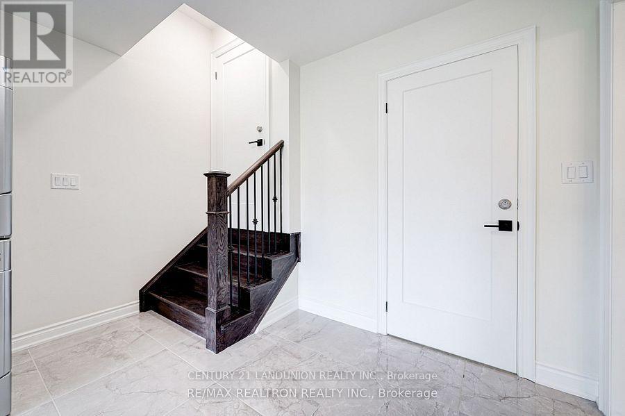 #2 - 75 William Durie Way, Toronto, Ontario  M2R 2N2 - Photo 7 - C12572026