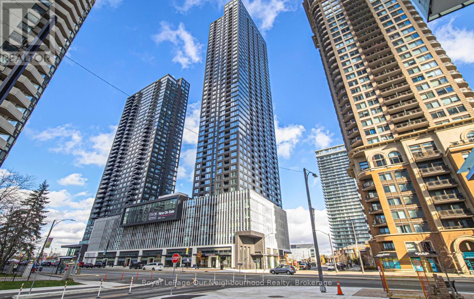 412 - 395 SQUARE ONE DRIVE, Mississauga, Ontario