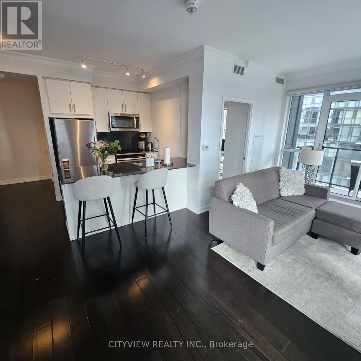 807 - 4085 Parkside Village Drive, Mississauga, Ontario  L5B 0K9 - Photo 2 - W12476395