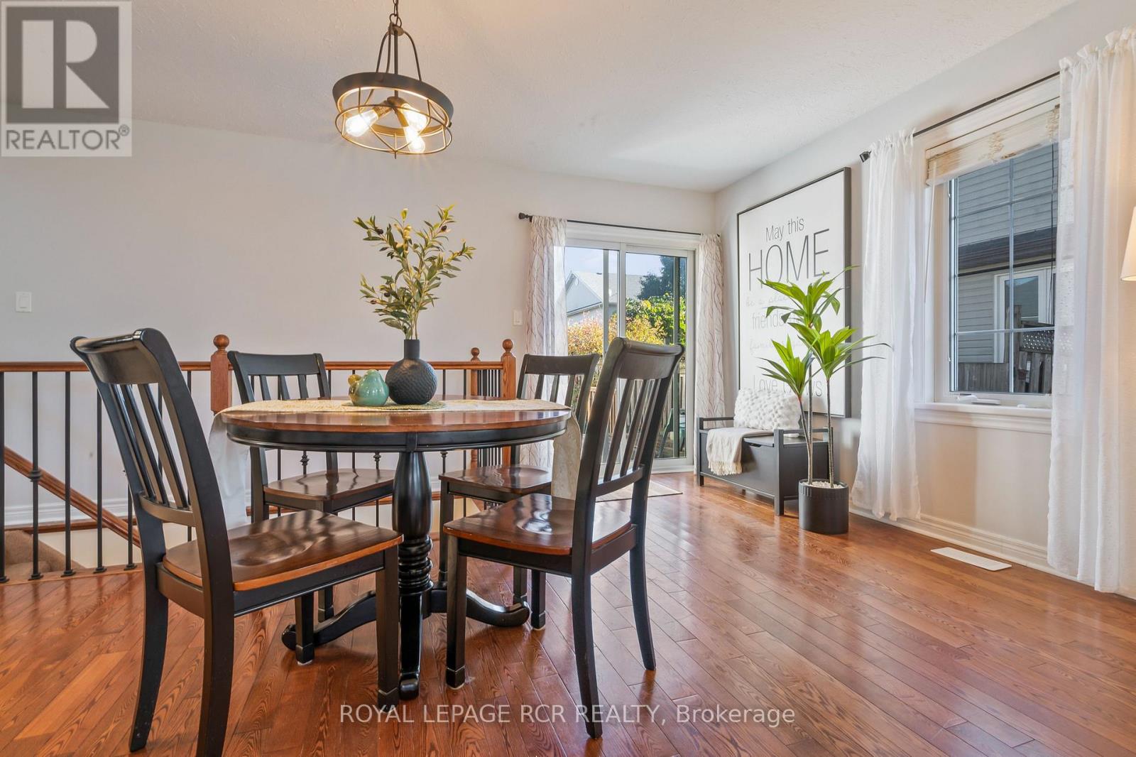 121 Fleming Way, Shelburne, Ontario  L9V 3E3 - Photo 6 - X12487765