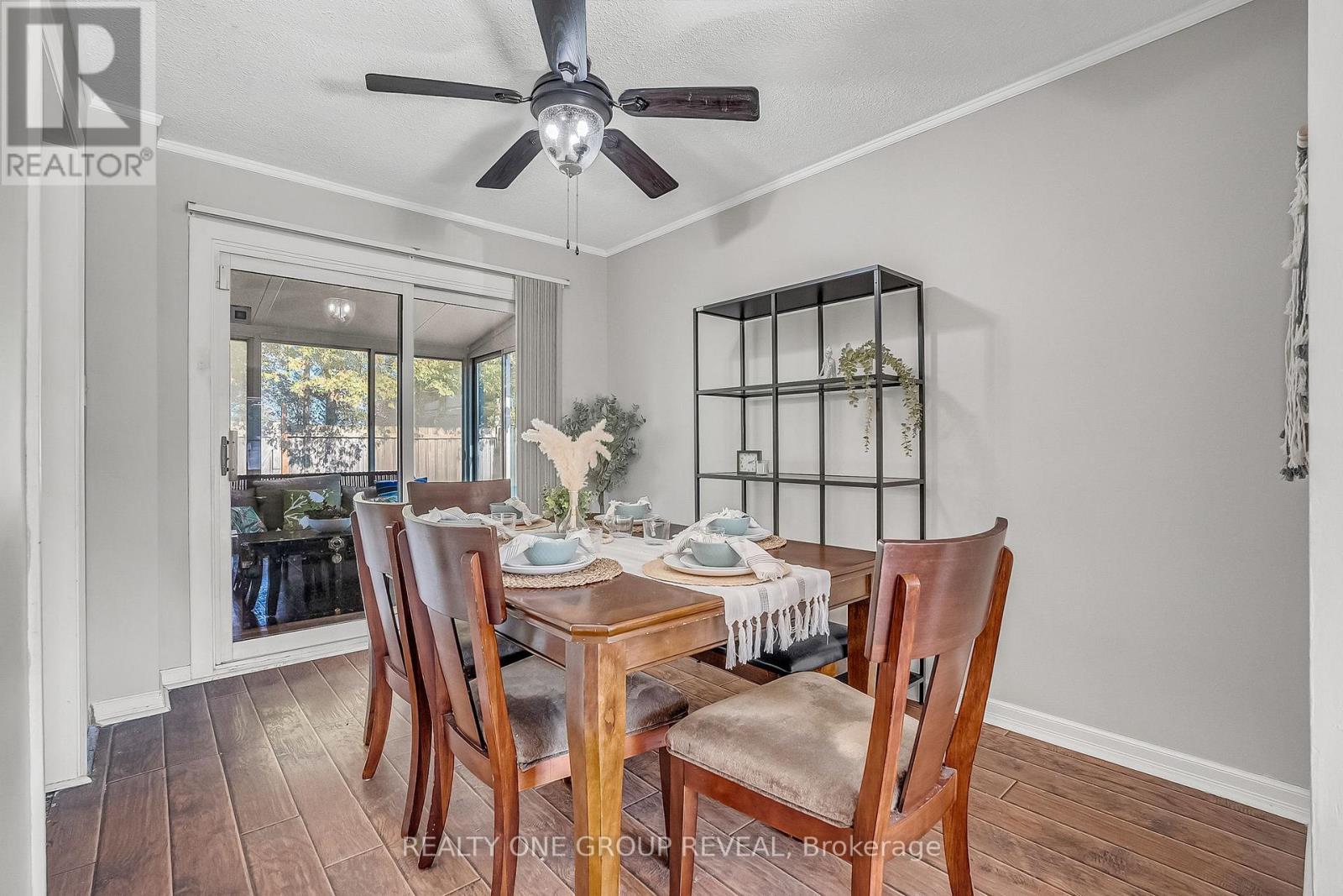 1343 Fenelon Crescent, Oshawa, Ontario  L1J 6G2 - Photo 11 - E12572052