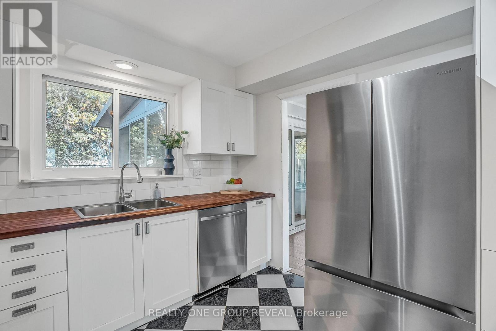 1343 Fenelon Crescent, Oshawa, Ontario  L1J 6G2 - Photo 18 - E12572052