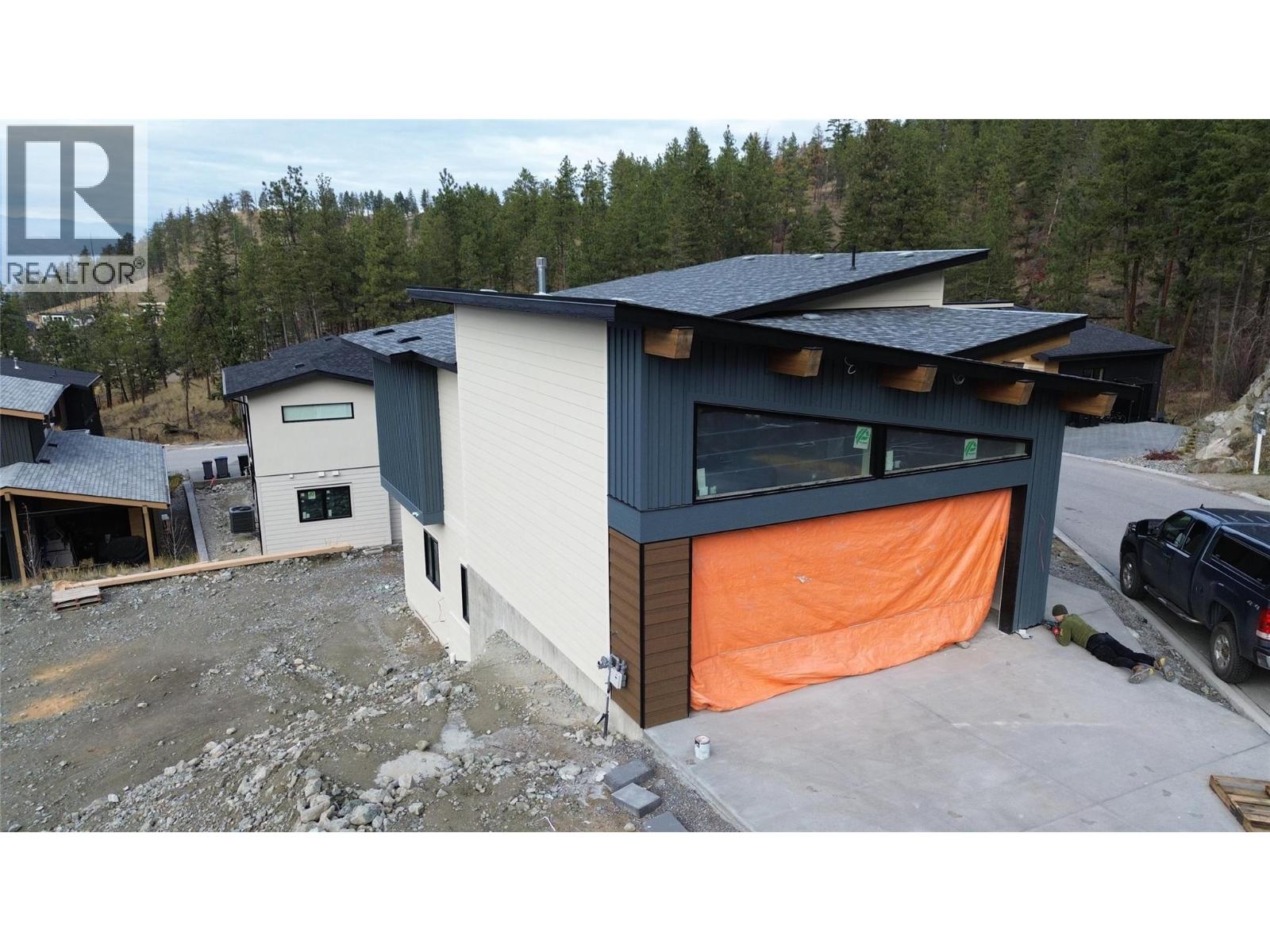 1960 Northern Flicker Court Unit# 9, Kelowna, British Columbia  V1V 0G3 - Photo 3 - 10362845