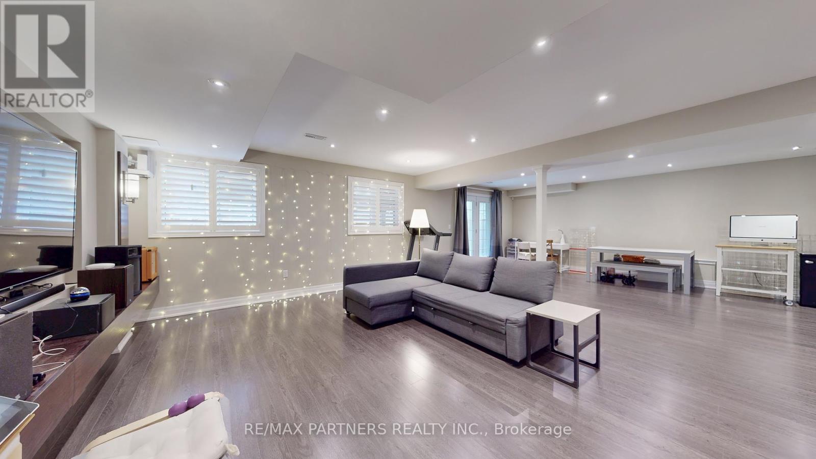 65 Meadowsweet Lane, Richmond Hill, Ontario  L4E 1B9 - Photo 36 - N12568240