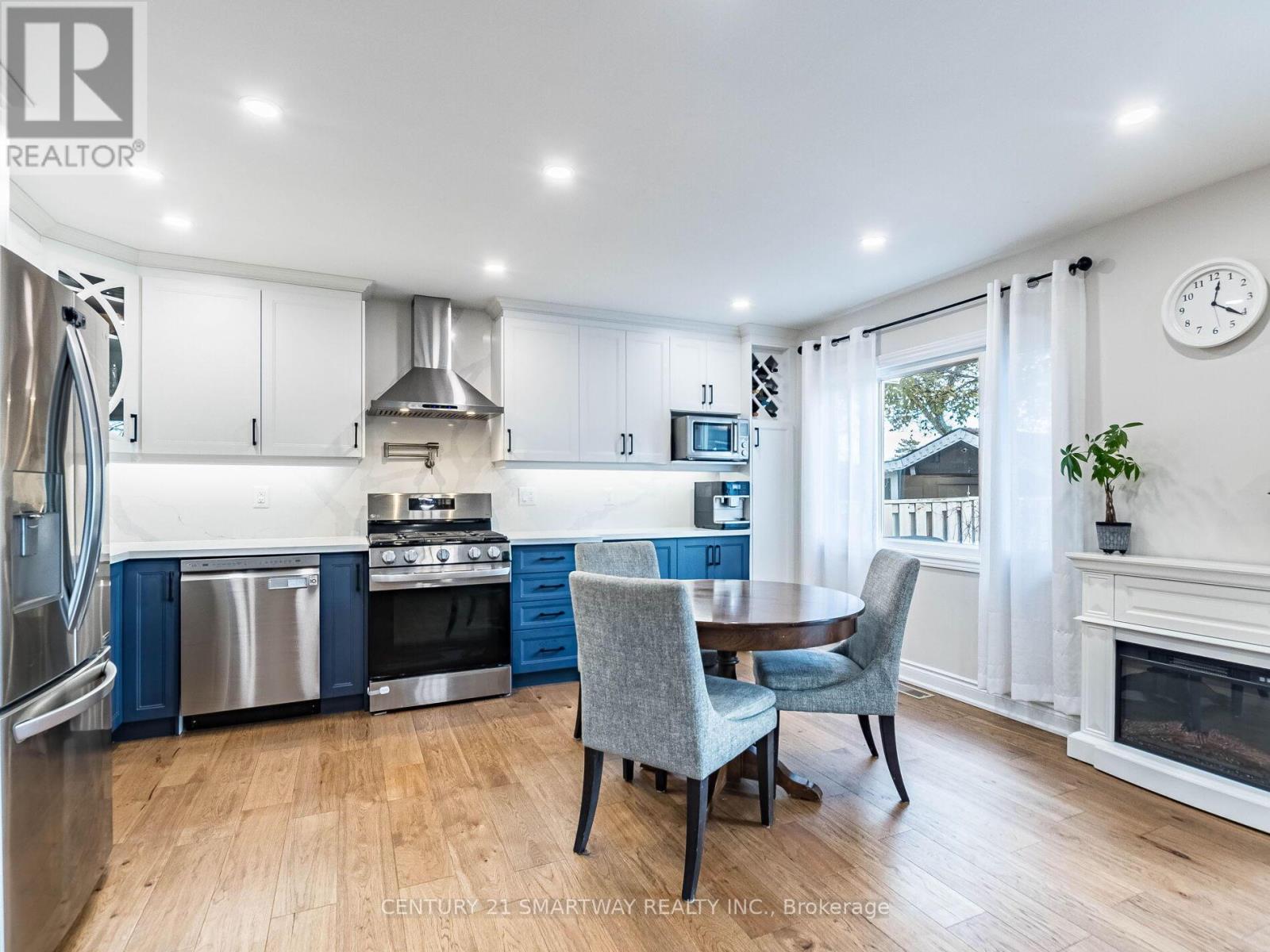 15 Huronia Court S, Brampton, Ontario  L6S 2C7 - Photo 10 - W12571618