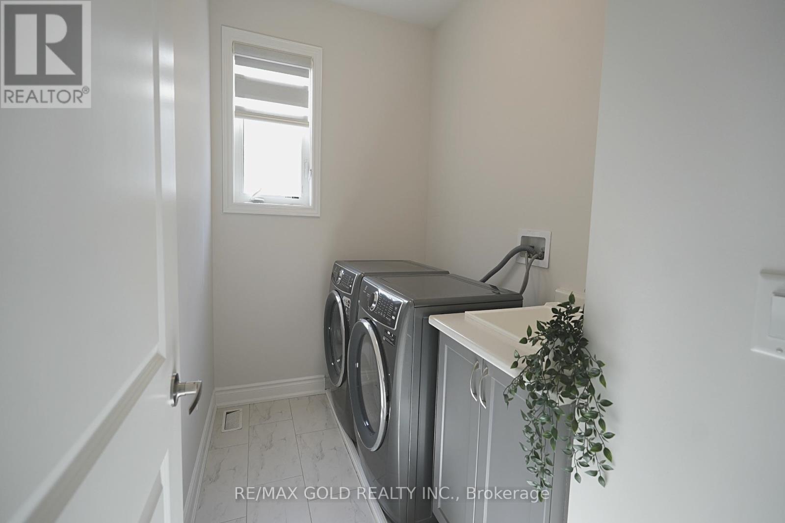 6 Del Grappa Street, Caledon, Ontario  L7C 4L1 - Photo 26 - W12568214