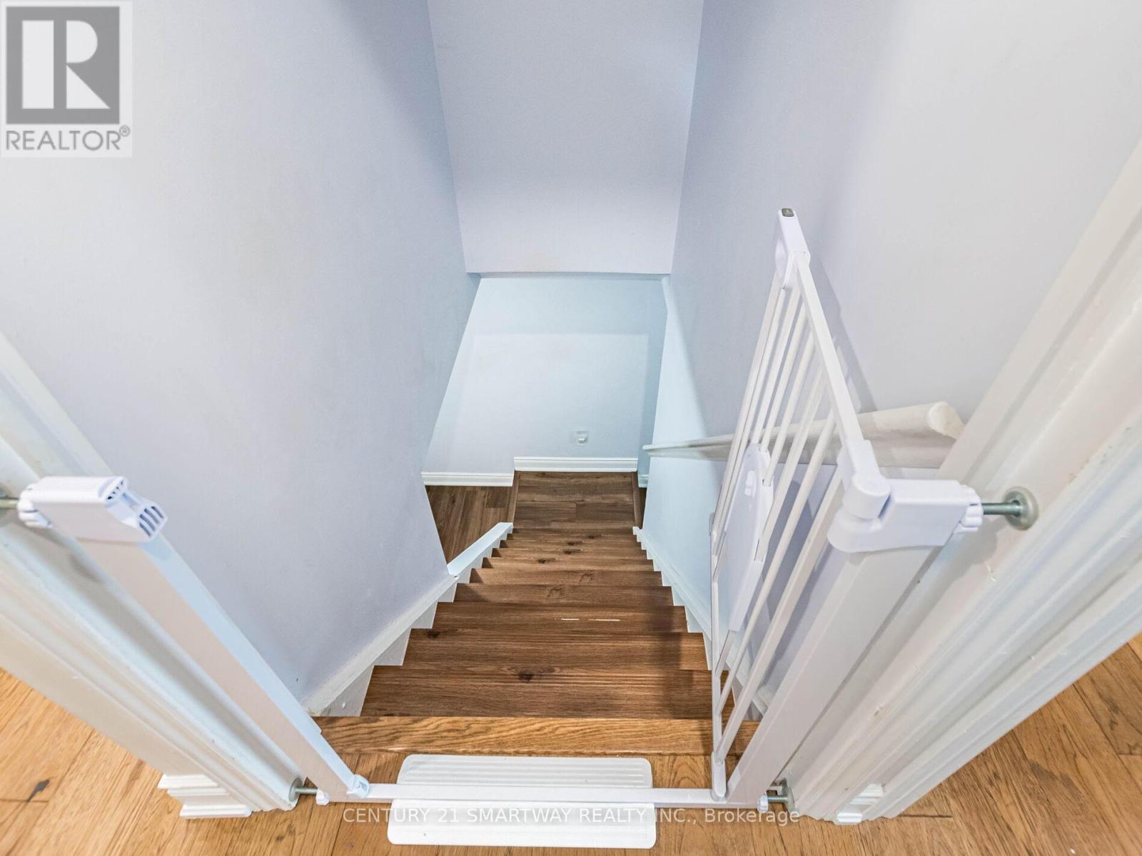 15 Huronia Court S, Brampton, Ontario  L6S 2C7 - Photo 22 - W12571618